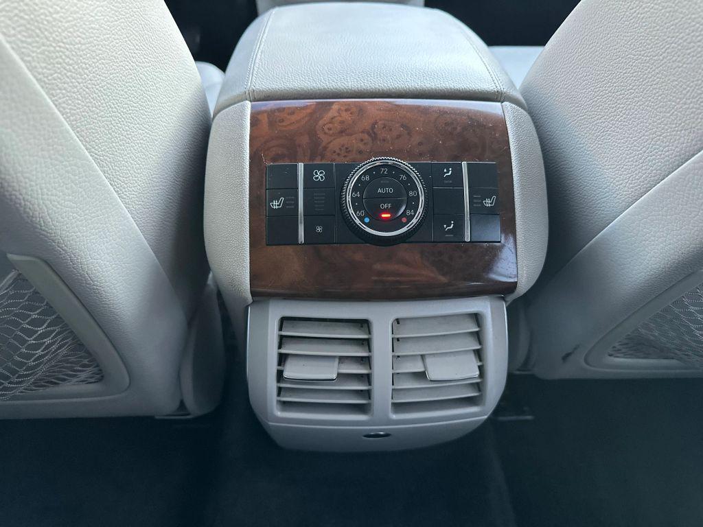 used 2011 Mercedes-Benz R-Class car, priced at $7,999