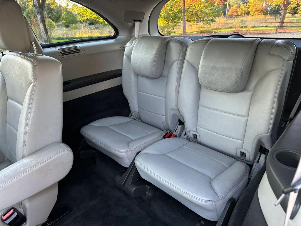 used 2011 Mercedes-Benz R-Class car, priced at $7,999