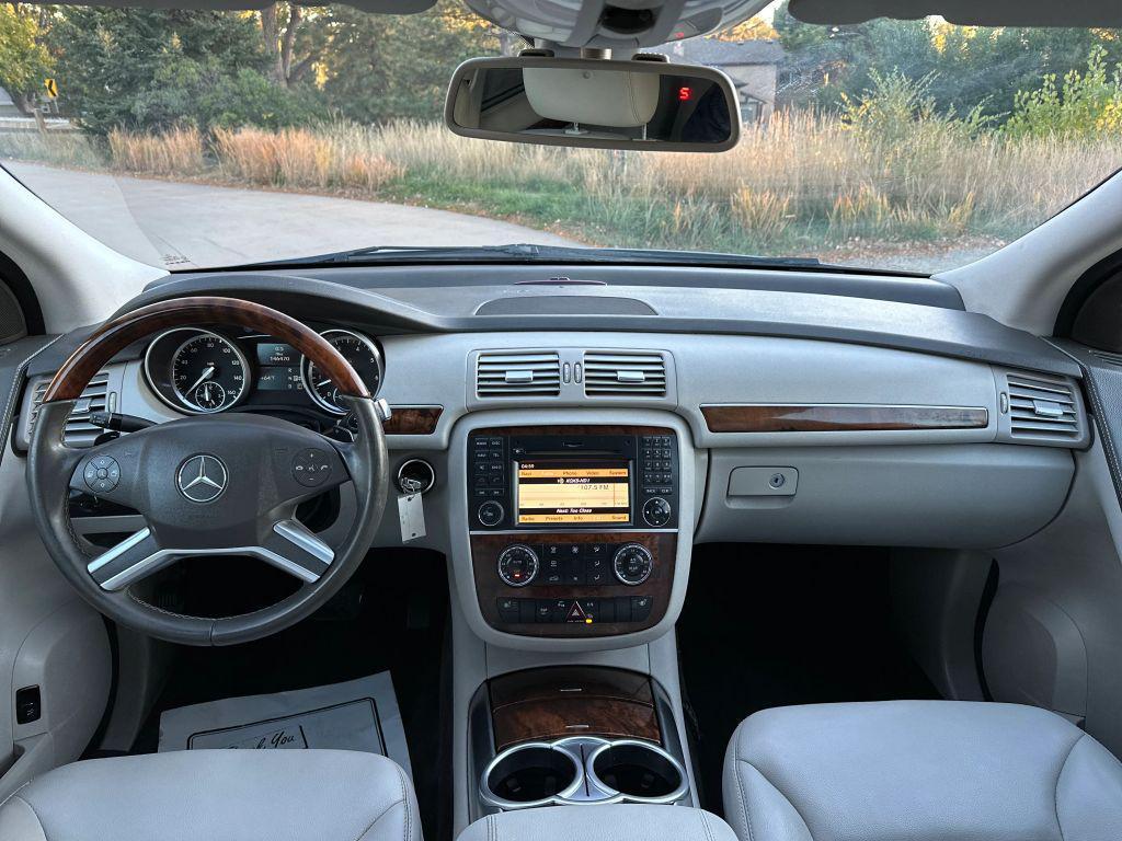 used 2011 Mercedes-Benz R-Class car, priced at $7,999