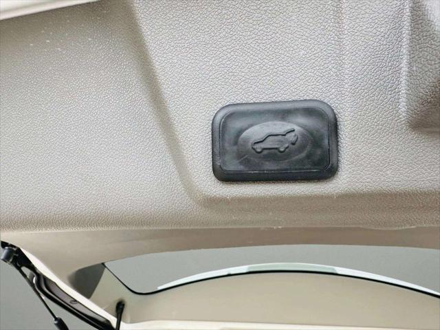 used 2014 Chevrolet Traverse car, priced at $9,999