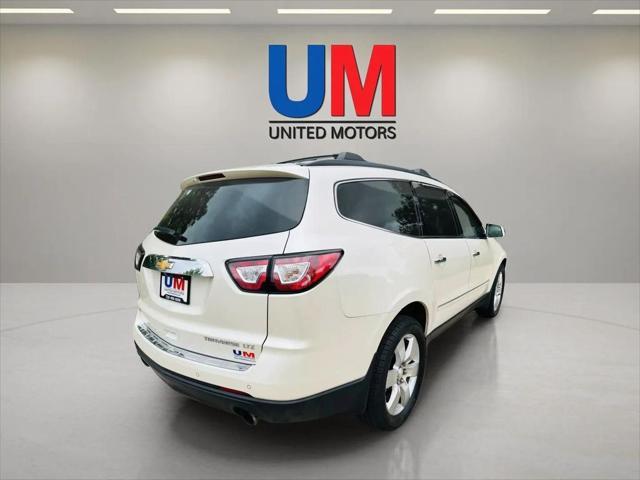 used 2014 Chevrolet Traverse car, priced at $9,999