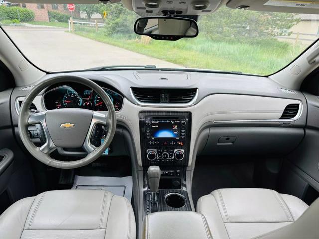 used 2014 Chevrolet Traverse car, priced at $9,999