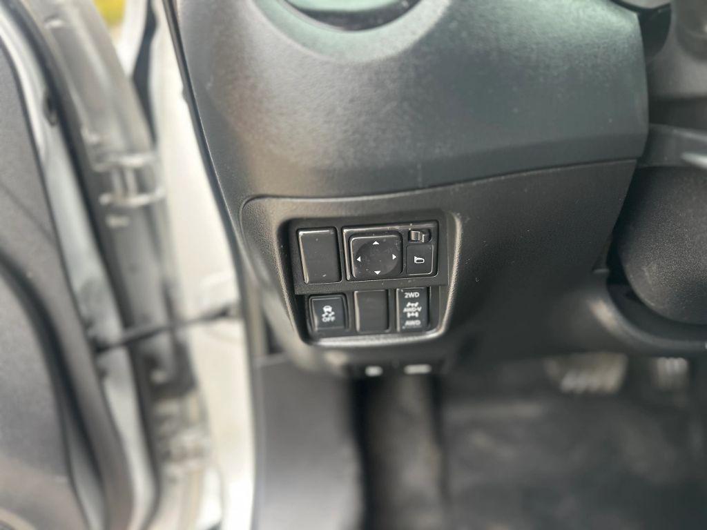 used 2013 Nissan Juke car, priced at $8,499