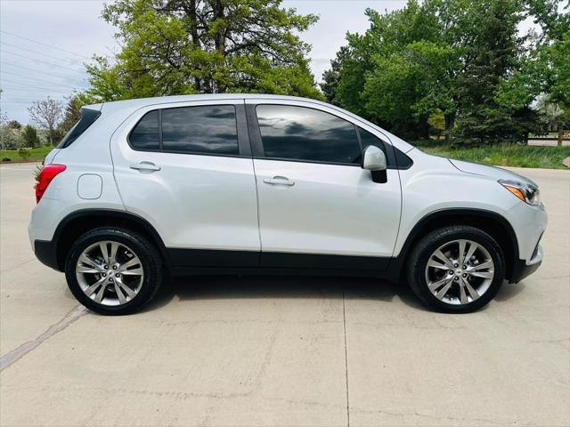 used 2022 Chevrolet Trax car, priced at $13,999