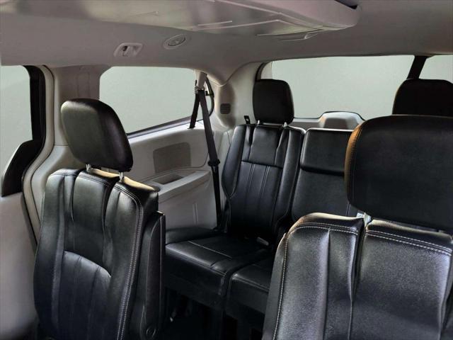 used 2015 Chrysler Town & Country car, priced at $9,499