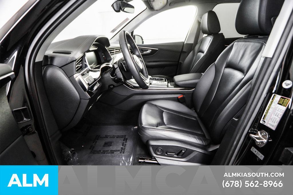 used 2024 Audi Q7 car, priced at $35,420