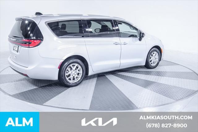 used 2024 Chrysler Pacifica car, priced at $28,920