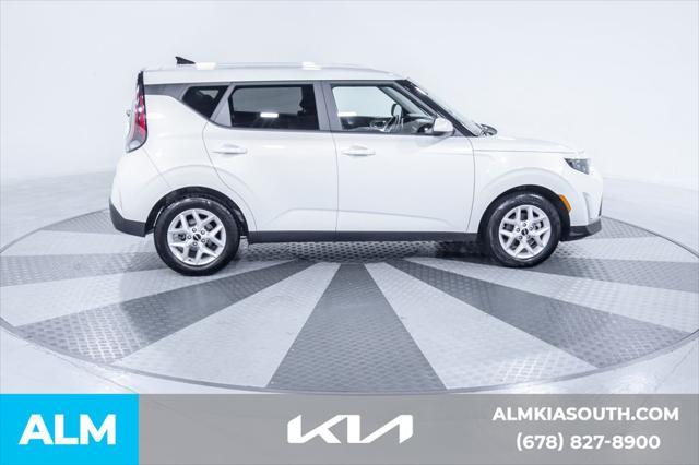 used 2024 Kia Soul car, priced at $14,420