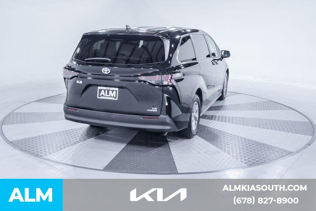used 2023 Toyota Sienna car, priced at $38,620