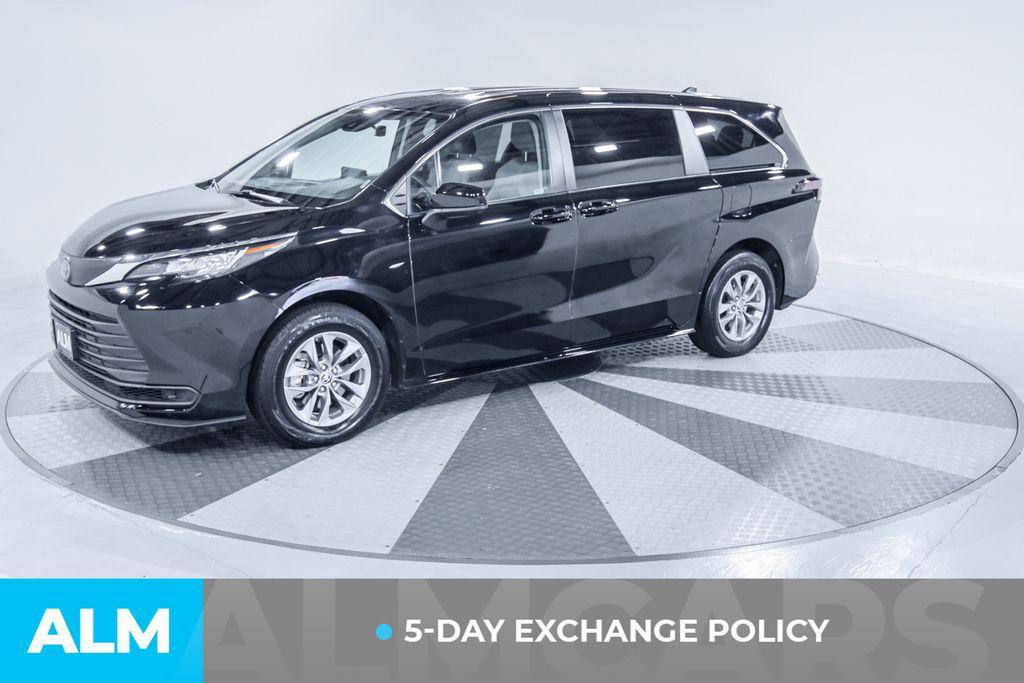 used 2023 Toyota Sienna car, priced at $38,620