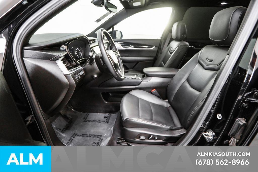 used 2024 Cadillac XT6 car, priced at $39,420