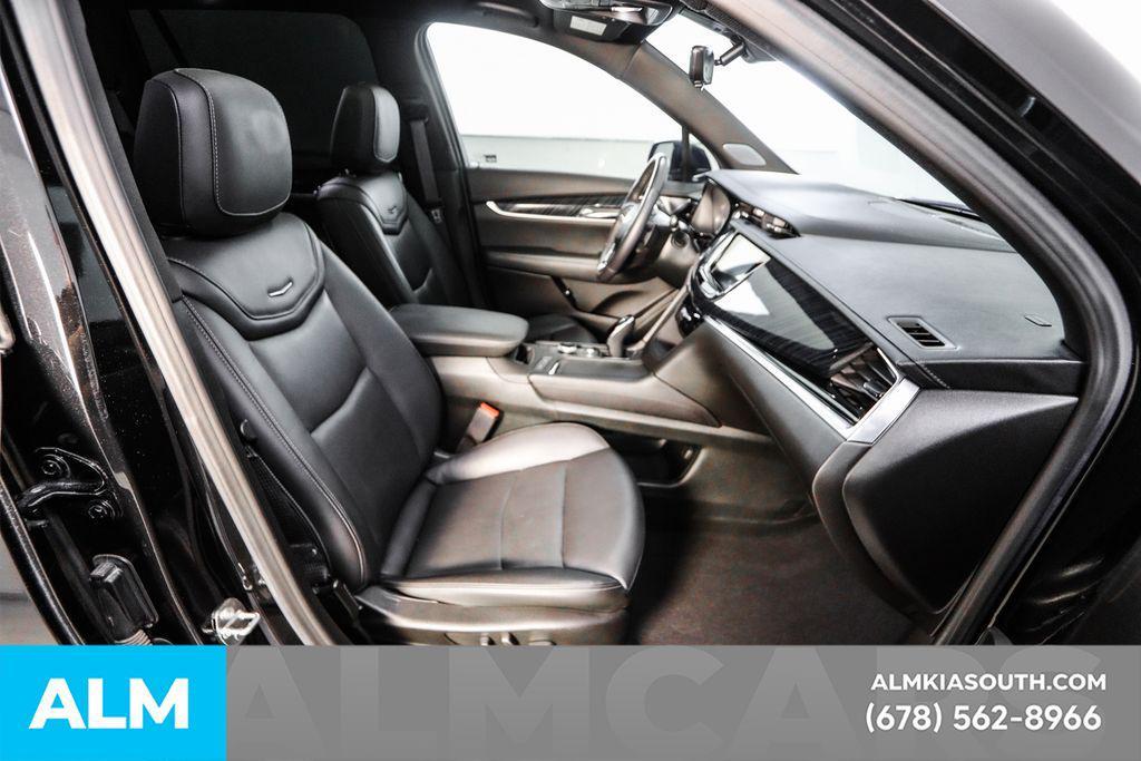 used 2024 Cadillac XT6 car, priced at $39,420