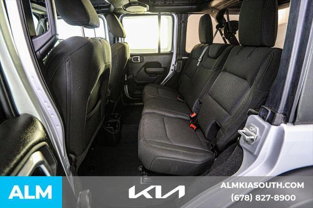 used 2022 Jeep Wrangler Unlimited car, priced at $31,920