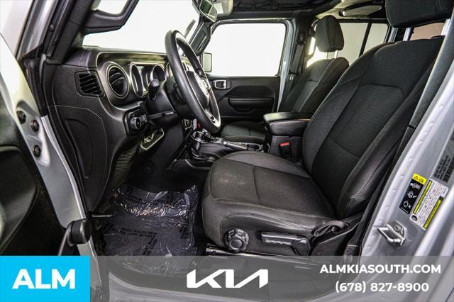 used 2022 Jeep Wrangler Unlimited car, priced at $31,920
