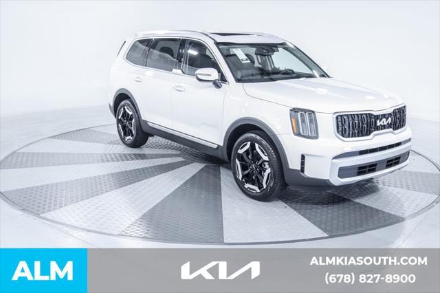 used 2025 Kia Telluride car, priced at $42,920