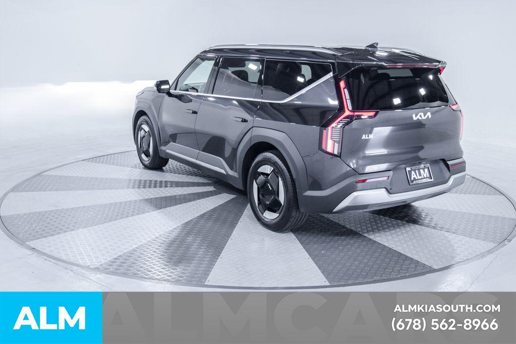 used 2024 Kia EV9 car, priced at $37,960