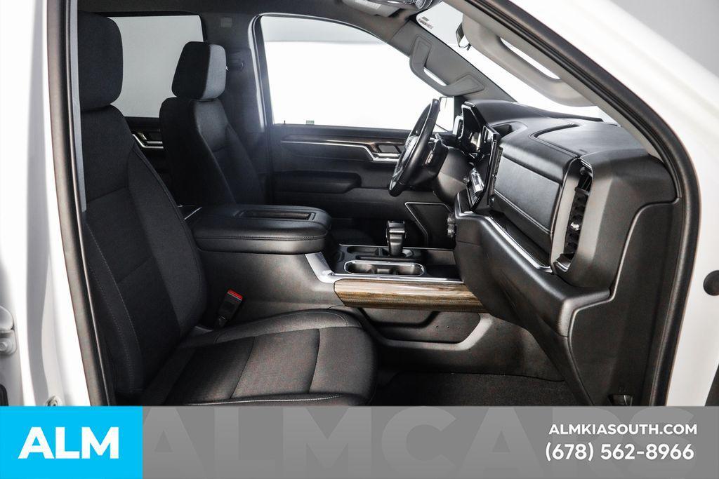 used 2022 Chevrolet Silverado 1500 car, priced at $41,970