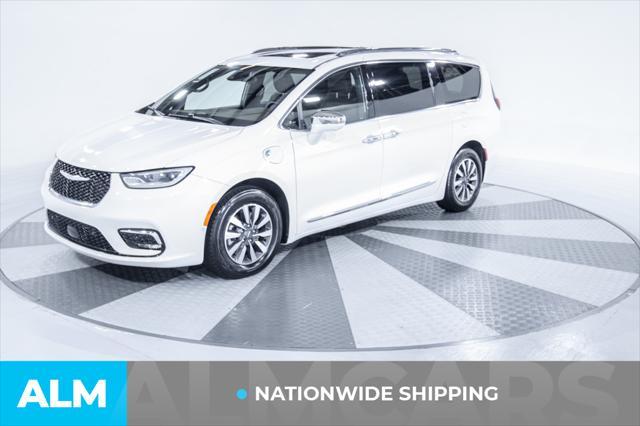 used 2021 Chrysler Pacifica Hybrid car, priced at $30,420