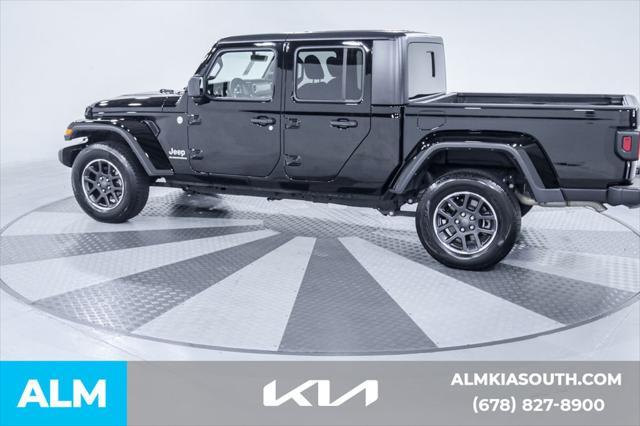 used 2023 Jeep Gladiator car, priced at $33,920