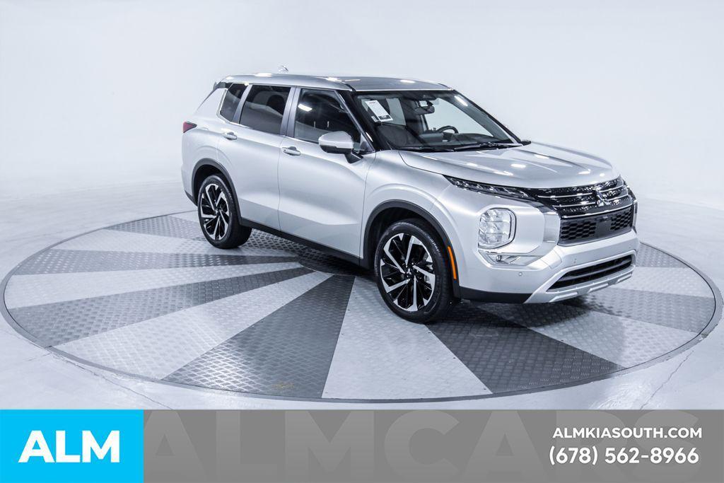 used 2024 Mitsubishi Outlander car, priced at $23,220