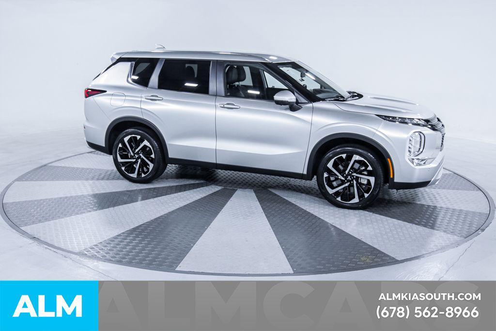 used 2024 Mitsubishi Outlander car, priced at $23,220