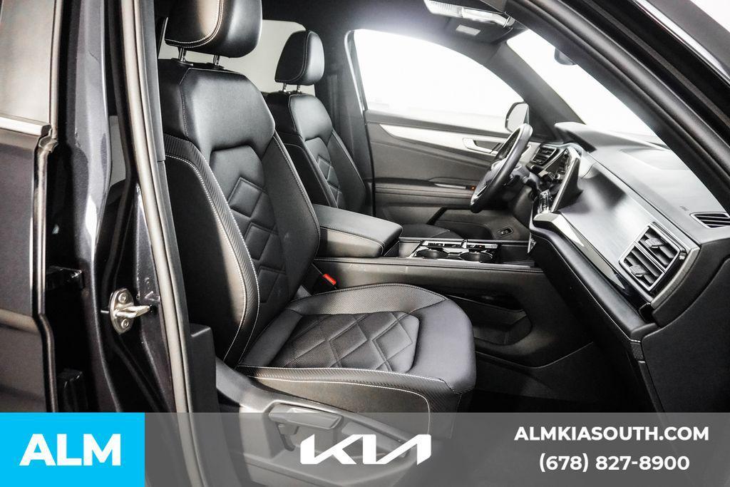 used 2025 Volkswagen Atlas Cross Sport car, priced at $37,920