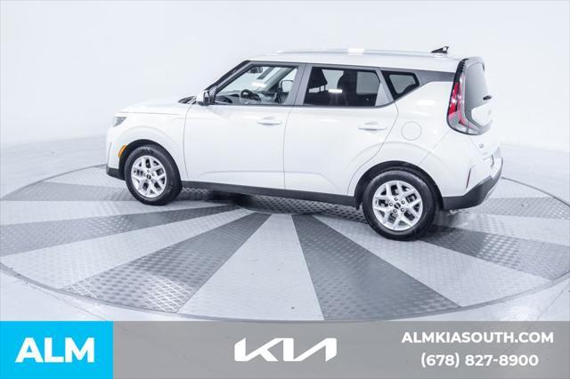 used 2024 Kia Soul car, priced at $13,920