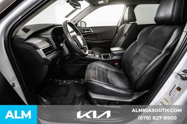 used 2023 Mitsubishi Outlander car, priced at $14,920