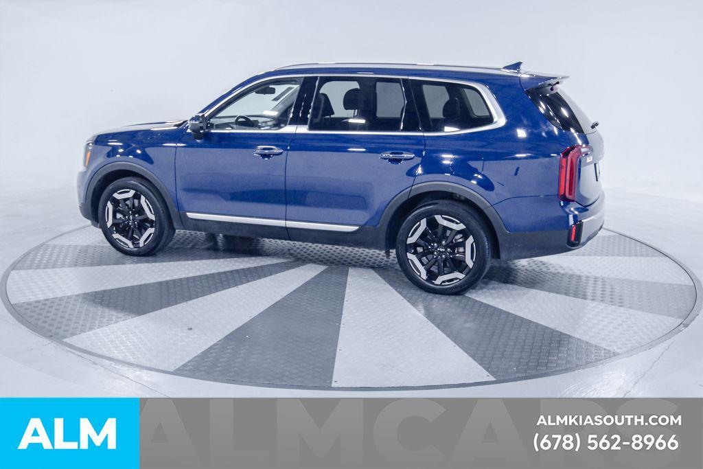 used 2025 Kia Telluride car, priced at $35,920