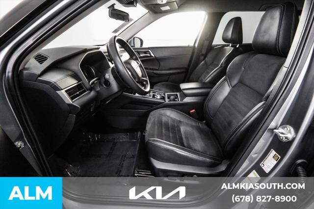 used 2023 Mitsubishi Outlander car, priced at $21,920