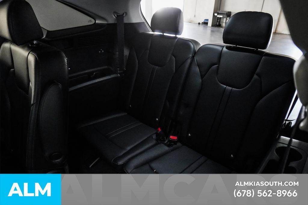 used 2024 Kia Sorento car, priced at $32,960