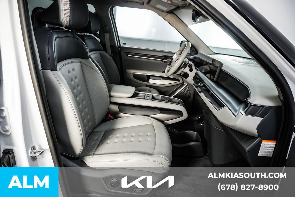 used 2025 Kia EV9 car, priced at $53,420