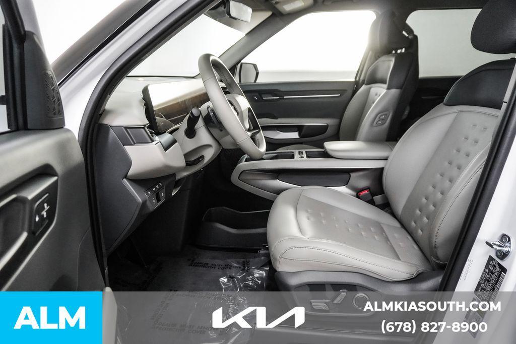 used 2025 Kia EV9 car, priced at $53,420