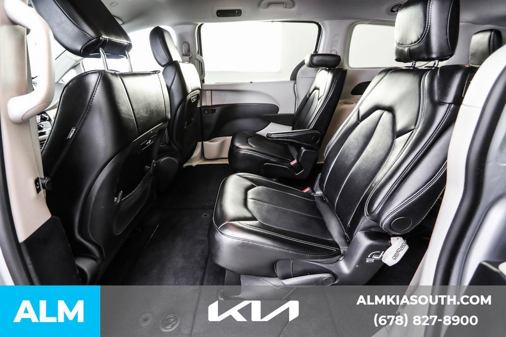 used 2024 Chrysler Pacifica car, priced at $24,720