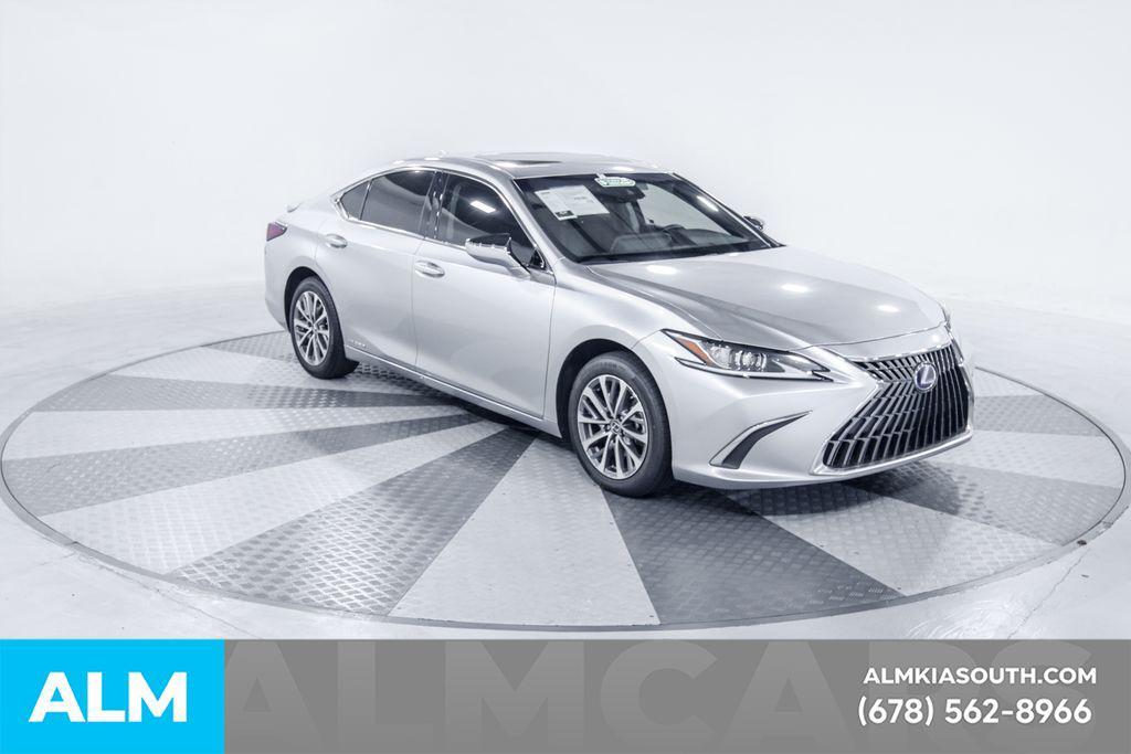 used 2022 Lexus ES 300h car, priced at $29,920