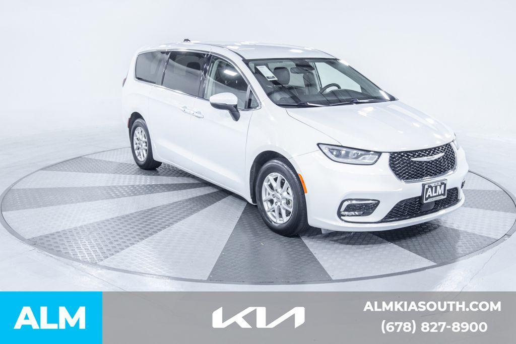 used 2023 Chrysler Pacifica car, priced at $20,220