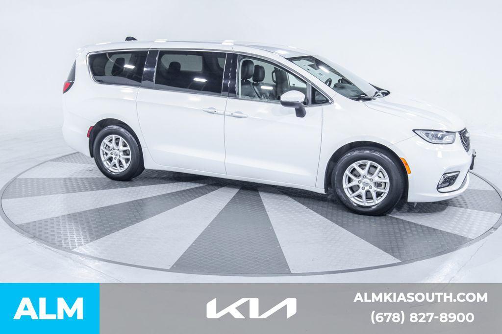 used 2023 Chrysler Pacifica car, priced at $20,220