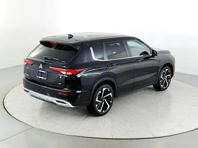 new 2024 Mitsubishi Outlander car, priced at $33,562