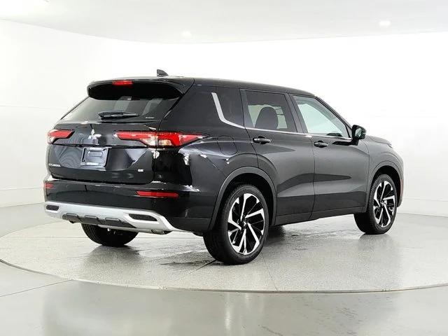 new 2024 Mitsubishi Outlander car, priced at $33,562