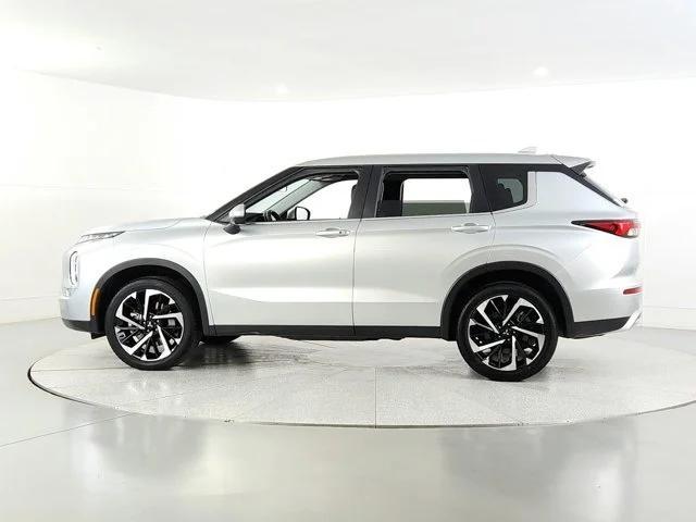 used 2023 Mitsubishi Outlander car, priced at $25,990