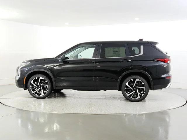 new 2024 Mitsubishi Outlander car, priced at $32,278