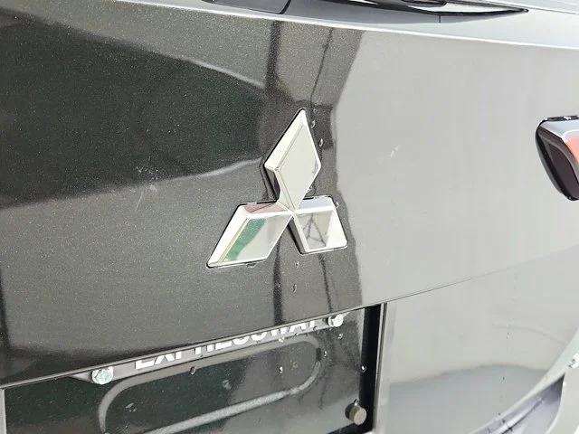 new 2024 Mitsubishi Outlander car, priced at $32,278