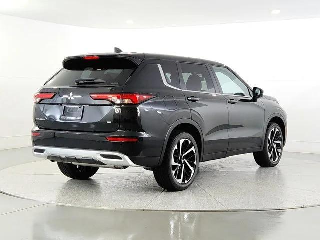 new 2024 Mitsubishi Outlander car, priced at $32,278