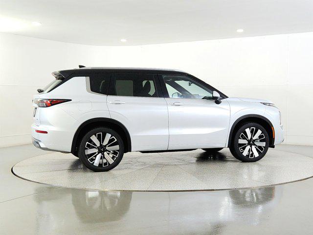 new 2025 Mitsubishi Outlander car, priced at $45,466