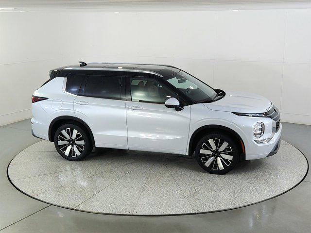new 2025 Mitsubishi Outlander car, priced at $45,466