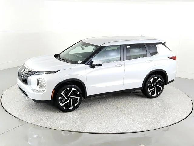 new 2024 Mitsubishi Outlander car, priced at $32,127