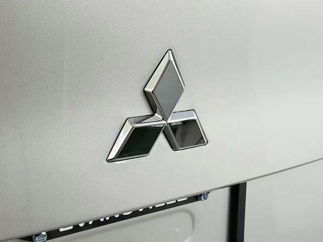 new 2024 Mitsubishi Outlander car, priced at $33,271