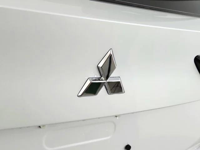 new 2024 Mitsubishi Outlander car, priced at $34,328