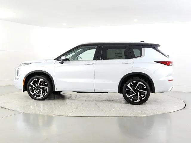 new 2024 Mitsubishi Outlander car, priced at $37,840