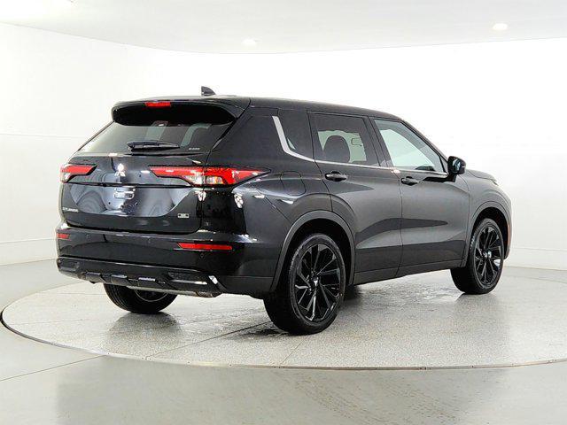 new 2024 Mitsubishi Outlander car, priced at $33,238